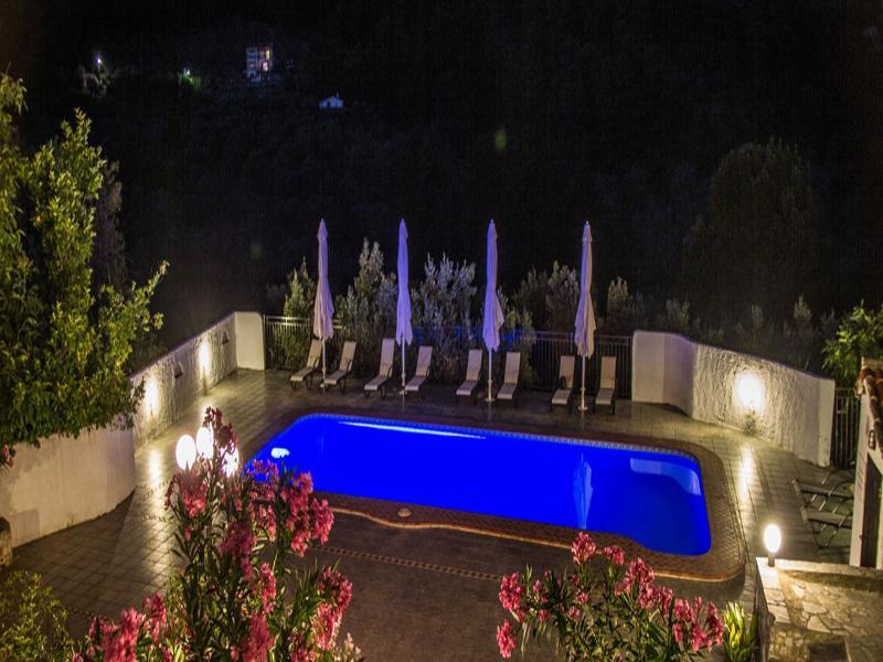 Villa Albanis Kolios Eksteriør billede