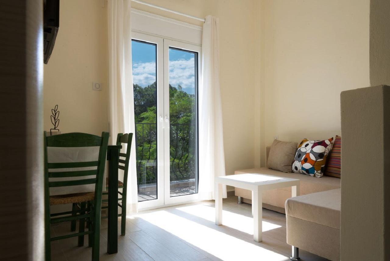 Villa Albanis Kolios Eksteriør billede